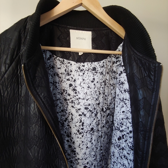 Anthropologie Numph Black Chevron Quilted Jacket Size Medium - Picture 13 of 16